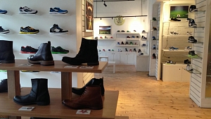 Shoe shop build